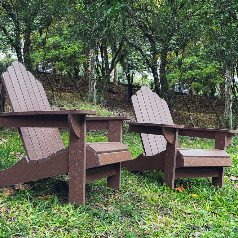 Cadeiras adirondack